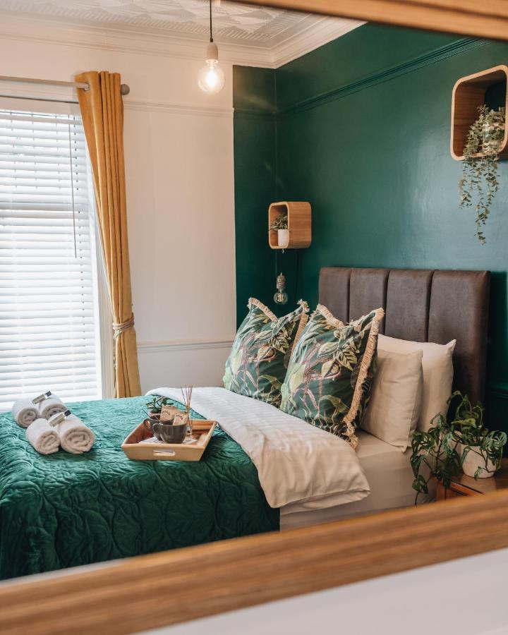 Cloves Boutique Bed & Breakfast كْليثوربس المظهر الخارجي الصورة